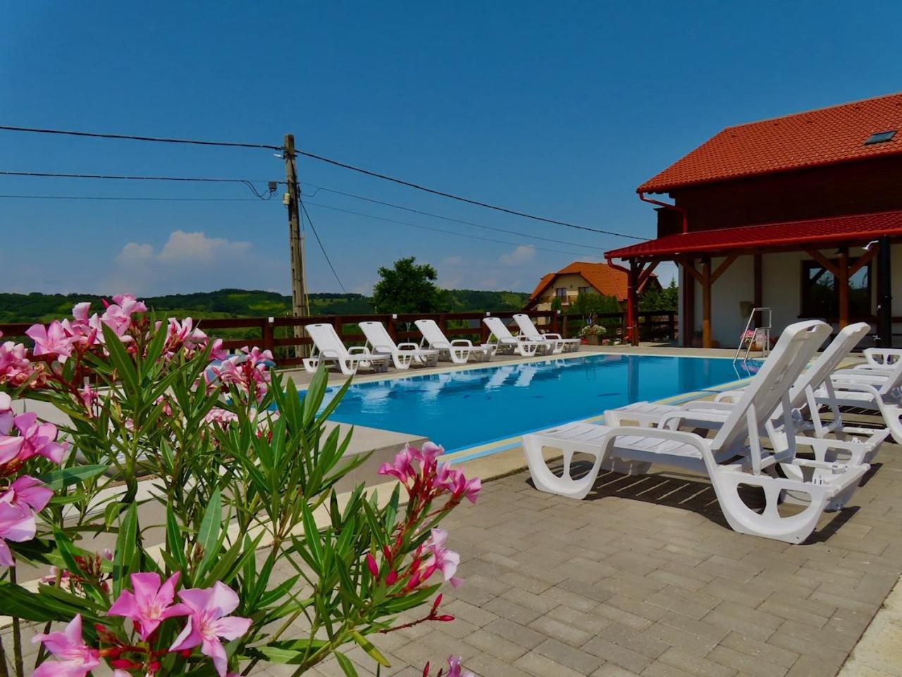 Hotel Gold Horse Vendeghaz Szilvásvárad Zewnętrze zdjęcie
