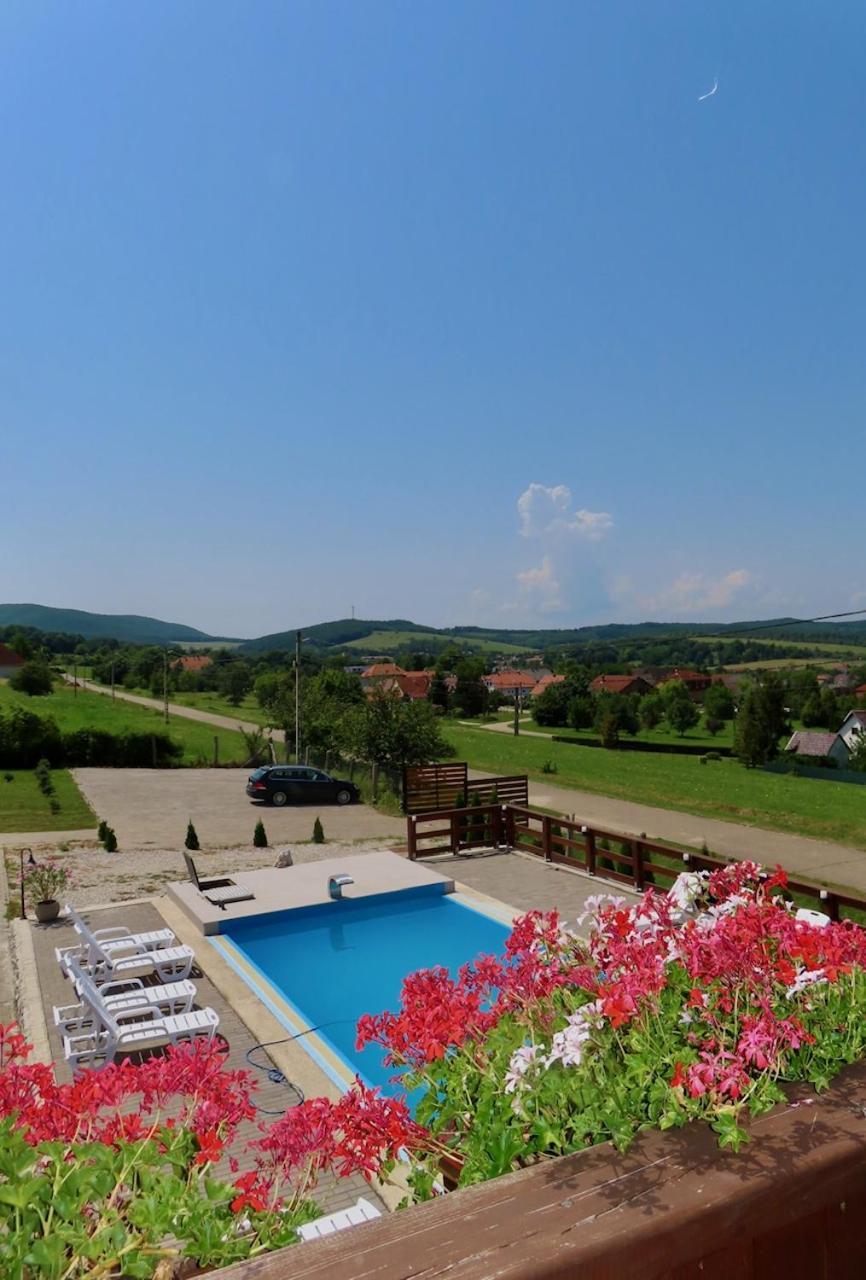 Hotel Gold Horse Vendeghaz Szilvásvárad Zewnętrze zdjęcie